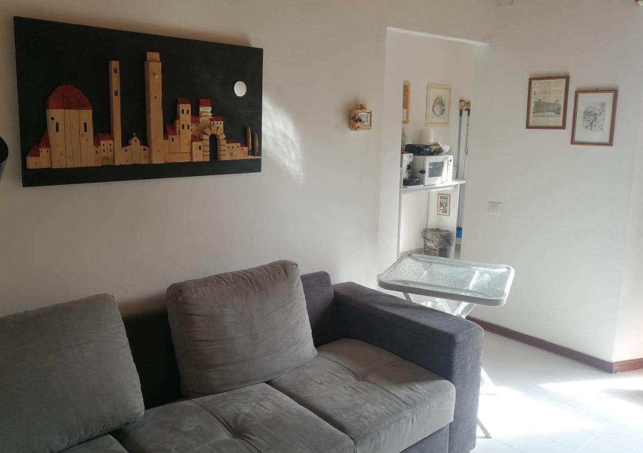 Toscanamente فولتيرا المظهر الخارجي الصورة